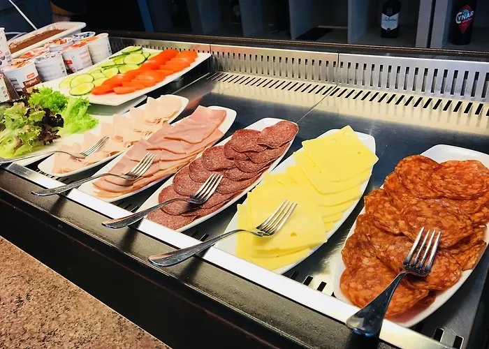 Parkhotel Bellevue Budget Hotel Lenk