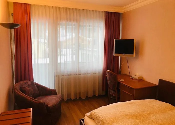 Parkhotel Bellevue Budget Hotel Lenk