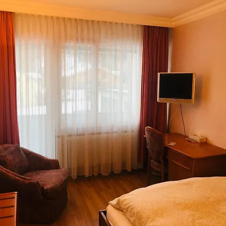 Parkhotel Bellevue Budget Otel Lenk